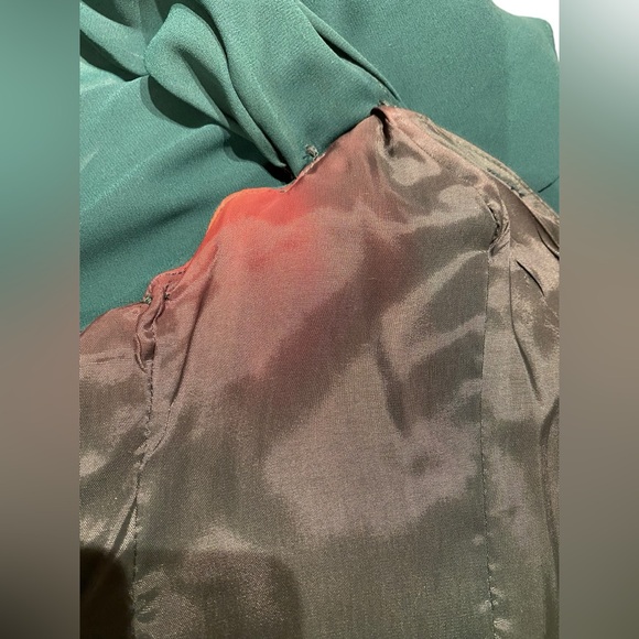 Vintage On On Fashions 90’s Green Gown Rhinestone Accents Size 9 USA - Picture 8 of 8